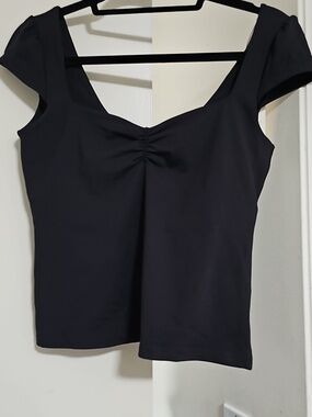 NWT Blogilates Sweetheart Baby Tee Jet Black Large